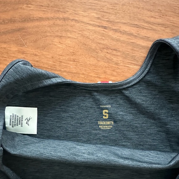 New Tracksmith Session Bra Charcoal gray Size Small- Never worn. - Picture 3 of 3